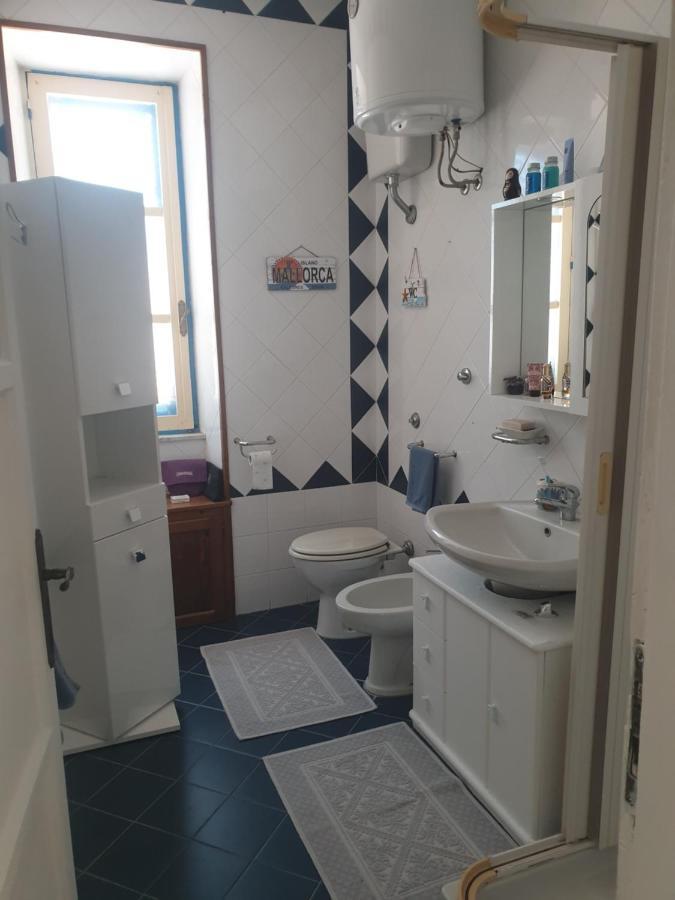 Appartamento In Centro Vista Mare SantʼAntìoco 외부 사진